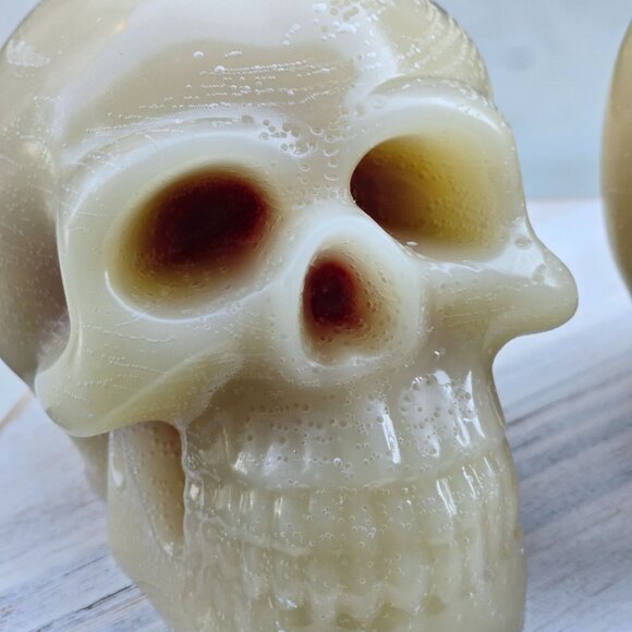 Handmade ✦ Bleeding Skull Candle ✦ Vanilla Cherry Cheesecake Soy Wax Gothic - Picture 11 of 14